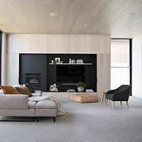 What are the benefits of loop pile carpet?